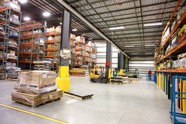 Universal Plastics Factory Floor: state of the art manufacturing facility with over 95,000 square feet