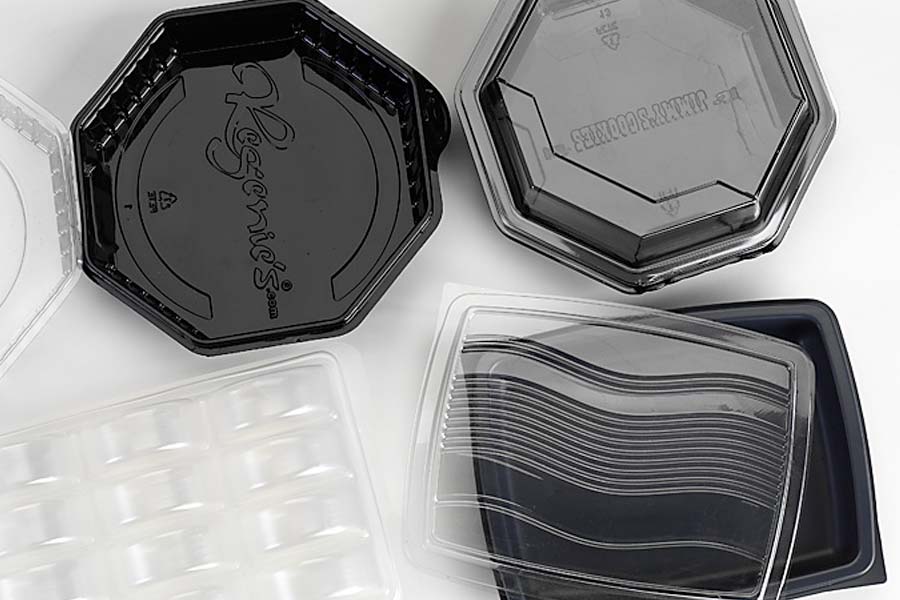 Custom clamshell packaging: food packaging containers designed to your specifications