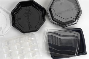 Packaging - Food Clamshell Packaging | Universal Plastics